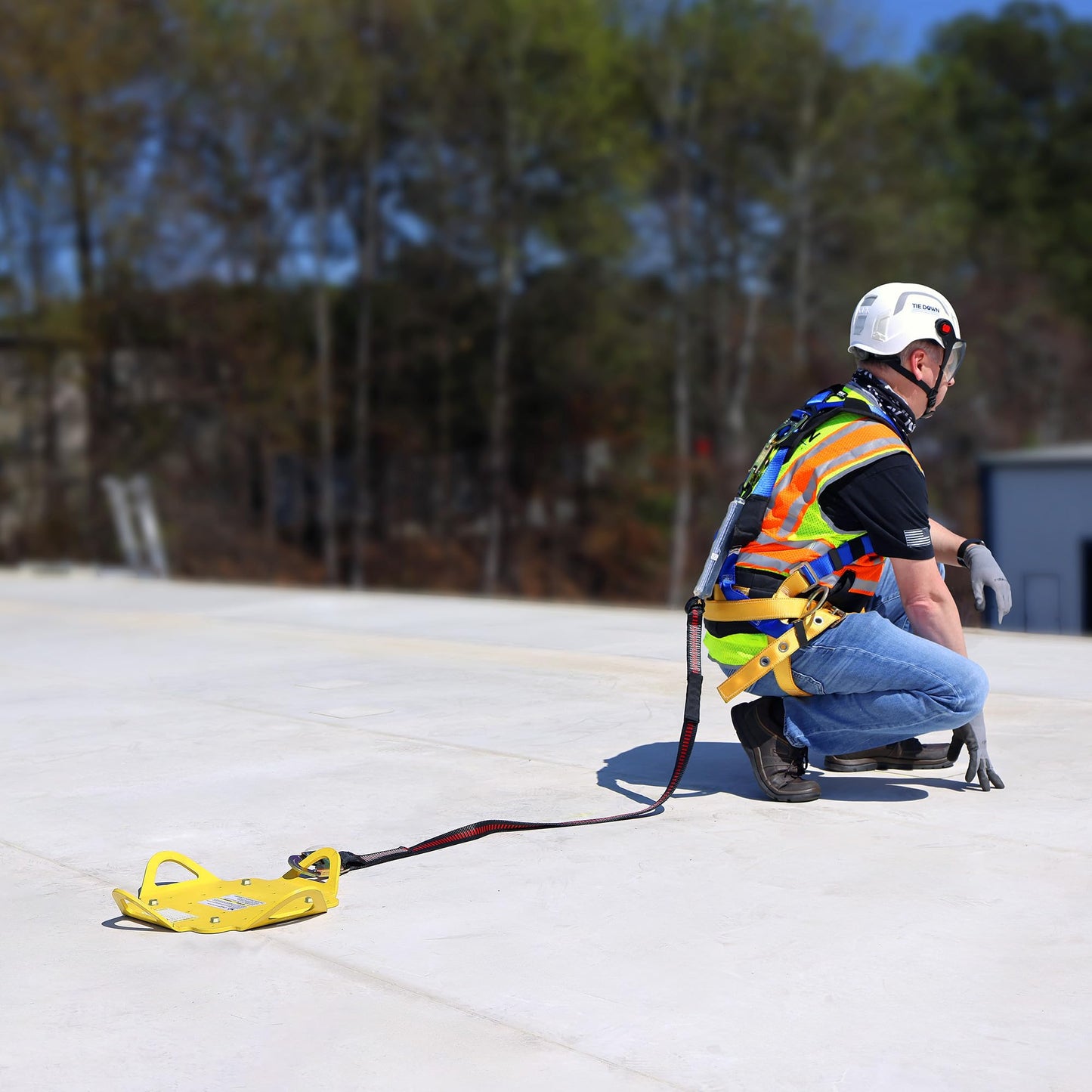 Tie Down 4-Way Roof Anchor | Anchor Plate for 1 Worker in Fall Arrest and 2 Workers in Fall Restraint | 4 Connection Points | Compatible with Metal, Wood, and Concrete