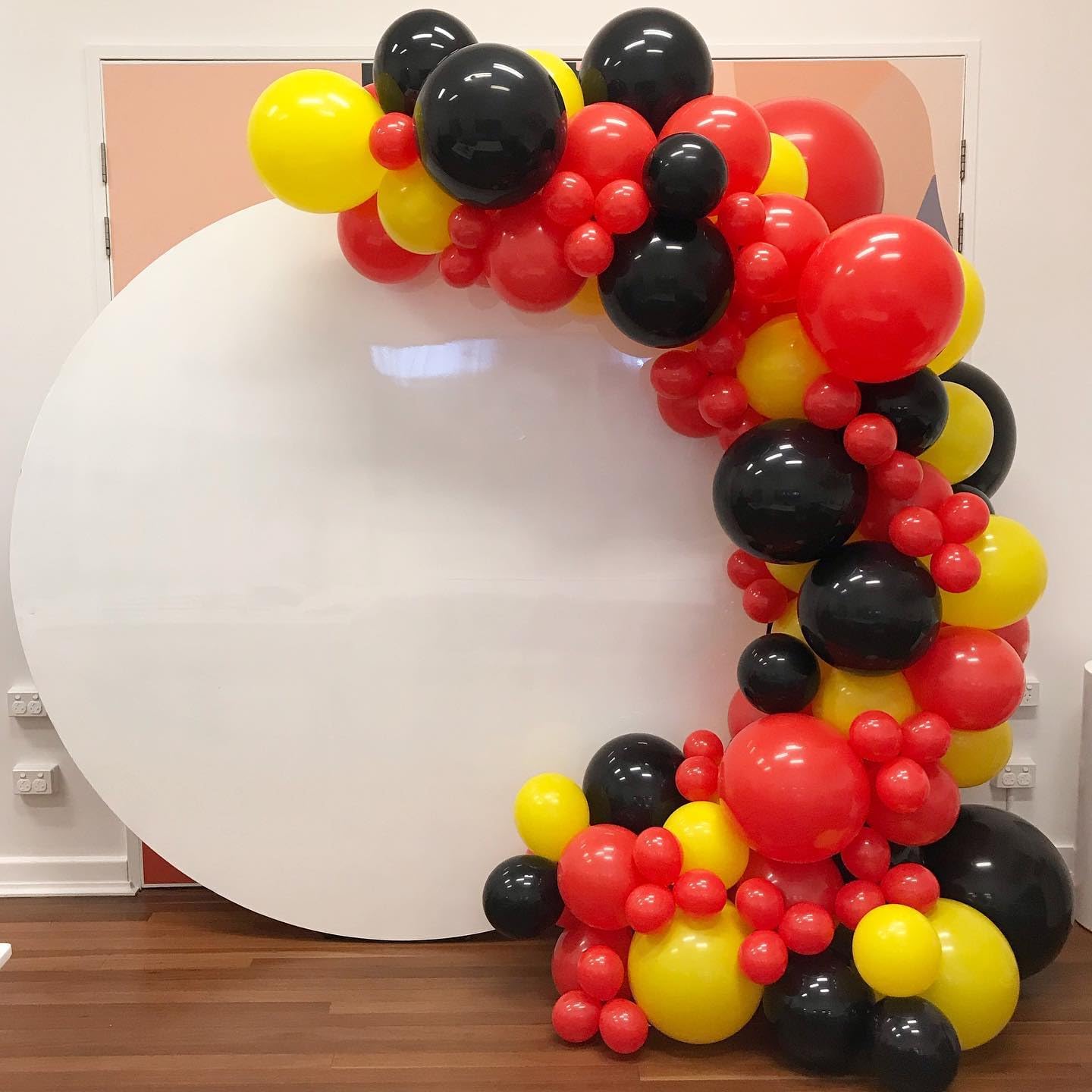 Skiennix 12-Inch Polka Dot Latex Balloons - 60pcs Red, Yellow & Black for Birthday & Baby Shower Decor