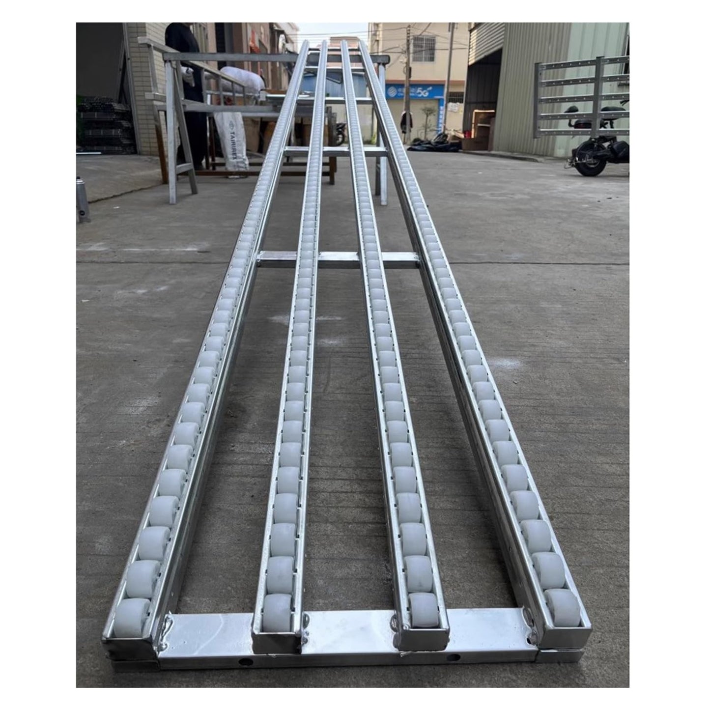 Light-Duty Conveyor - Unpowered Roller Slides with ABS Plastic Rollers & Stainless Steel Frame for Easy Beverage & Water Carton Transportation, Silver (W) 40