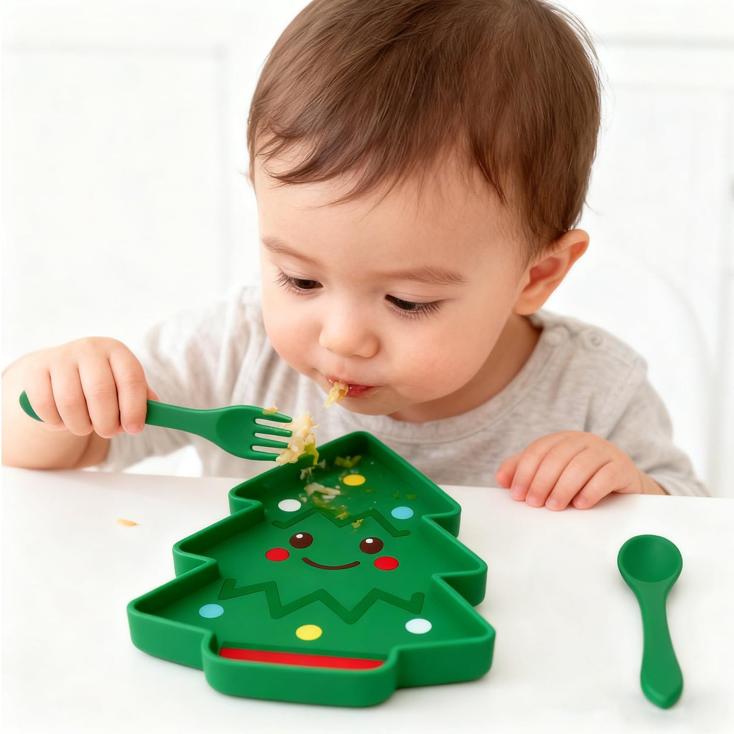 BabyX Baby Silicone Feeder Set, 3-pcs Christmas-themed Baby Plate with Suction, Spoon and Fork for Babies Toddler Kids, BPA-Free, Baby Utensils Feeding Supplies, Microwave and Dishwasher Safe