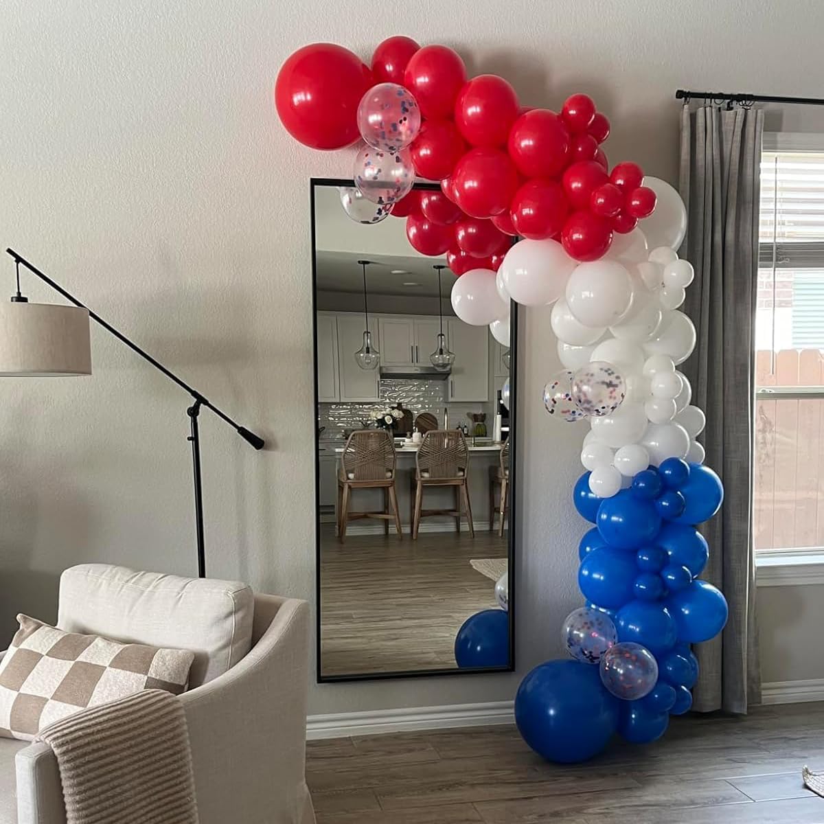 Skiennix 12-Inch Red Latex Balloons - 100 Pack for Birthday, Wedding, Baby Shower & Celebrations