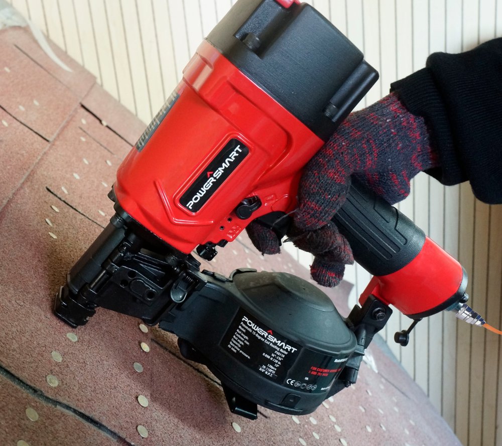 PowerSmart PS6110 Pneumatic 15-Degree Coil Roofing Nailer