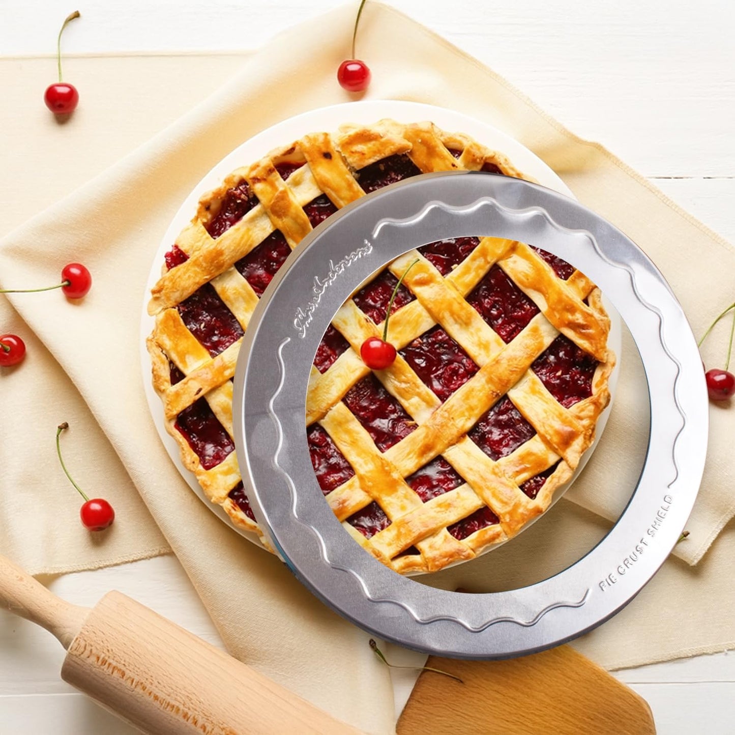 Mrs. Anderson's Baking Pie Crust Protector Shield, Set Of 2, Fits 9.5-Inch And 10-Inch Pie Plates, Prevents Over-Browning And Spills