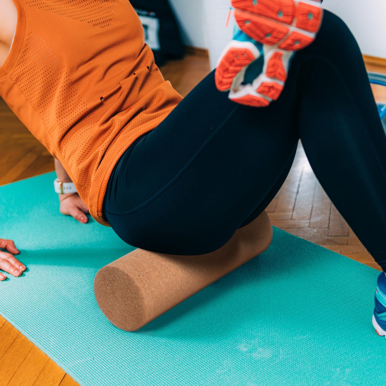 Yoga Blocks Cork Roller Fitness Yoga Roller Exercise Physical Exercise Deep Tissue Muscle Massage Portable Yoga Cylinder Back Bend Training for Legs Back Muscles