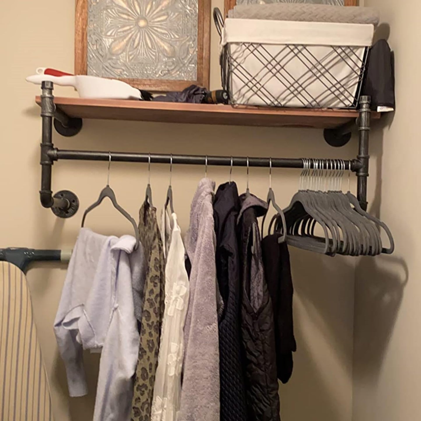 OLDRAINBOW Industrial Pipe Clothing Rack Wall Mounted with Real Wood Shelf,Pipe Shelving Floating Shelves Wall Shelf,36in Retail Clothes Racks Display Rack