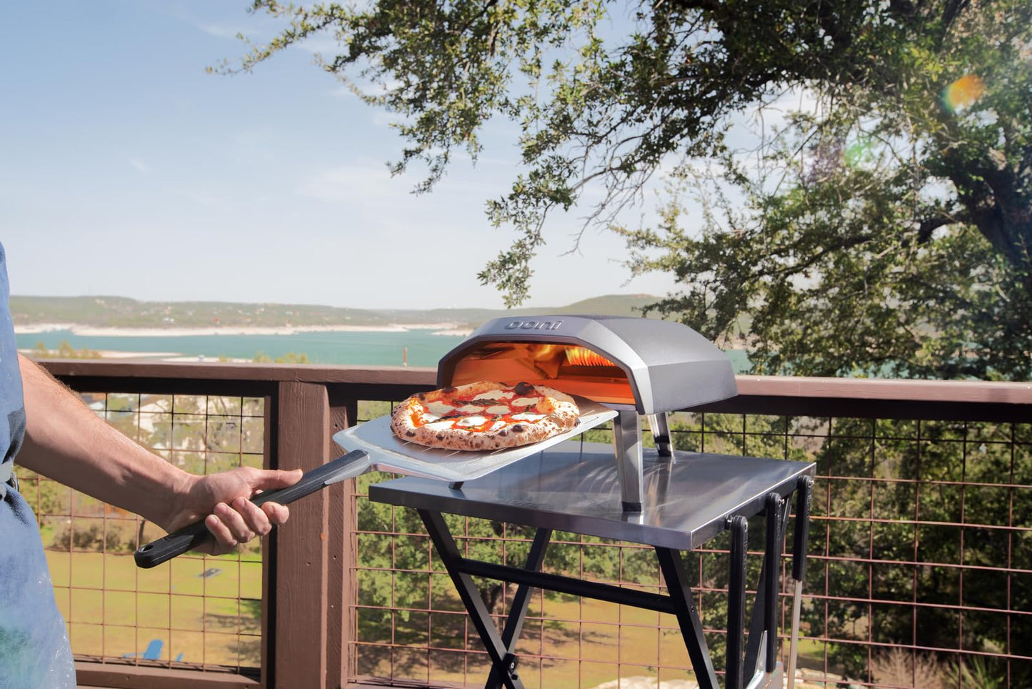 Ooni Koda 12 Gas Pizza Oven – 12" Gas Powered Outdoor Oven with 28 mBar Regulator and Gas Hose, Gas powered Portable Pizza Oven - Foundry Black