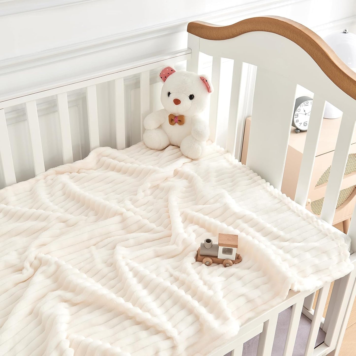 Skiennix Soft Fleece Baby Blanket - Ultra Cozy & Lightweight Reversible Stripes | 30x40 Inch, Cream