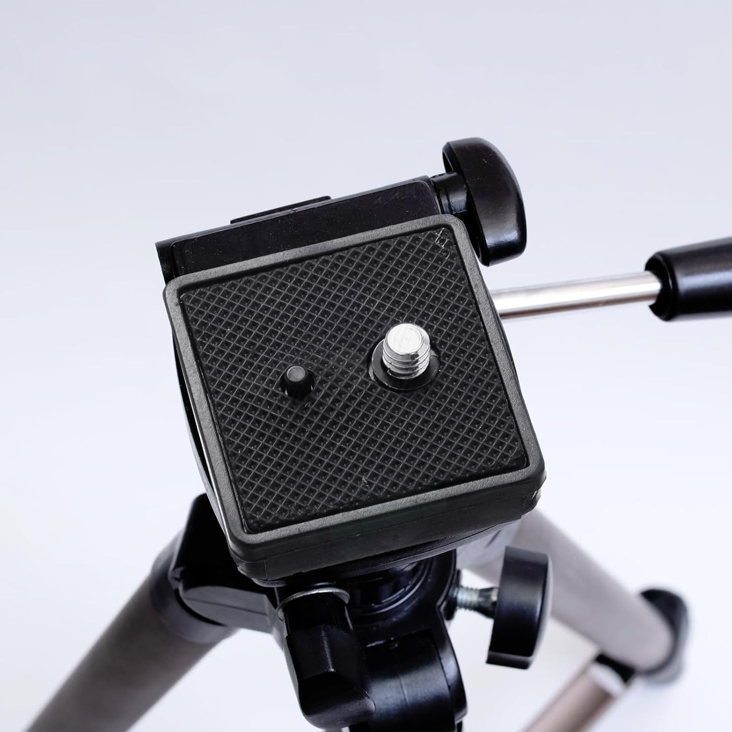 Bruislard (41x44.5x11.5mm) Tripod Quick Release Plate Camera Tripods Mount Adapter with Screws Camera Mounting Parts