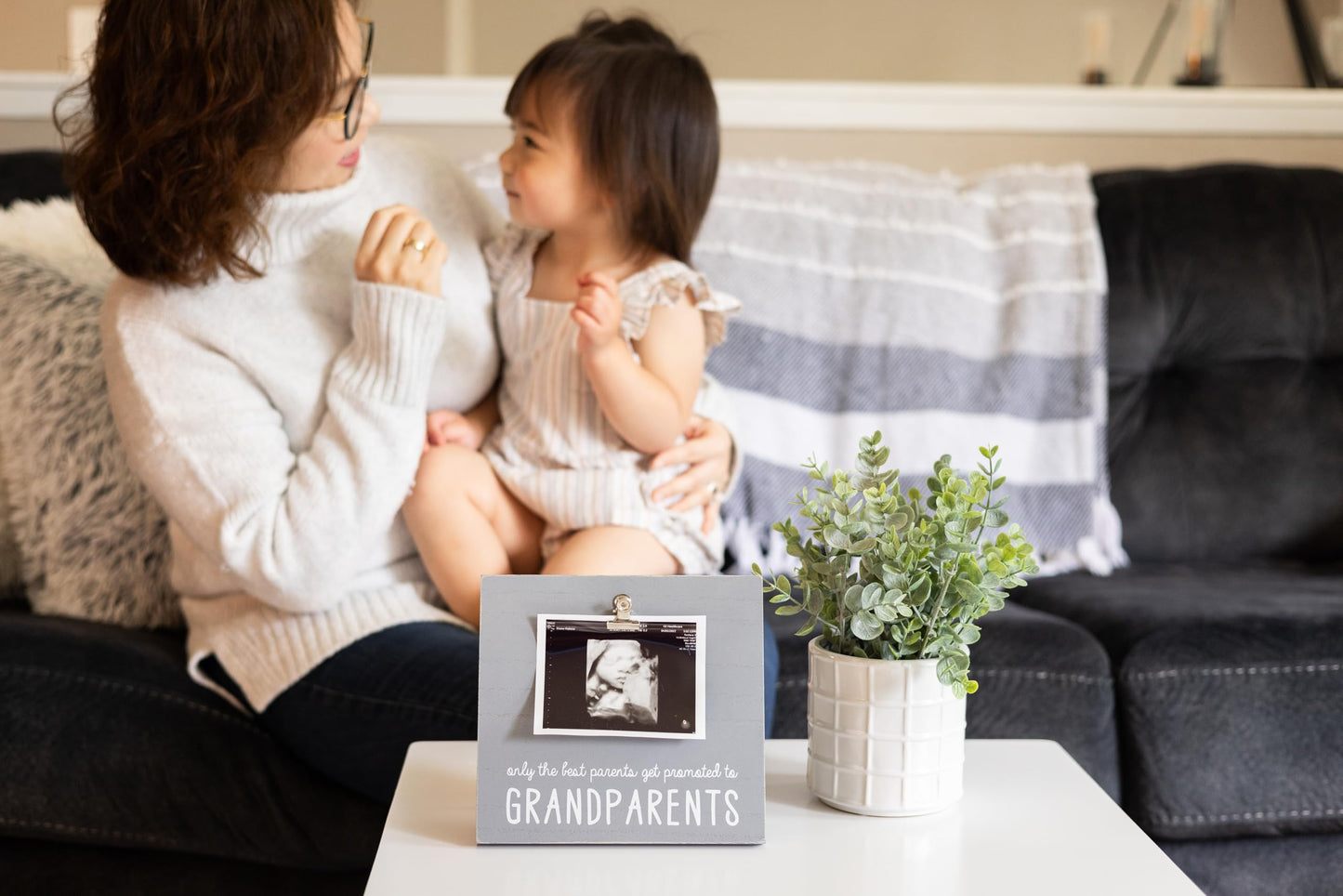 Pearhead Grandparents Pregnancy Announcement Sonogram Picture Frame, Ultrasound Photo Gift and Pregnancy Reveal Keepsake for Grandmothers and Grandfathers, Distressed Gray
