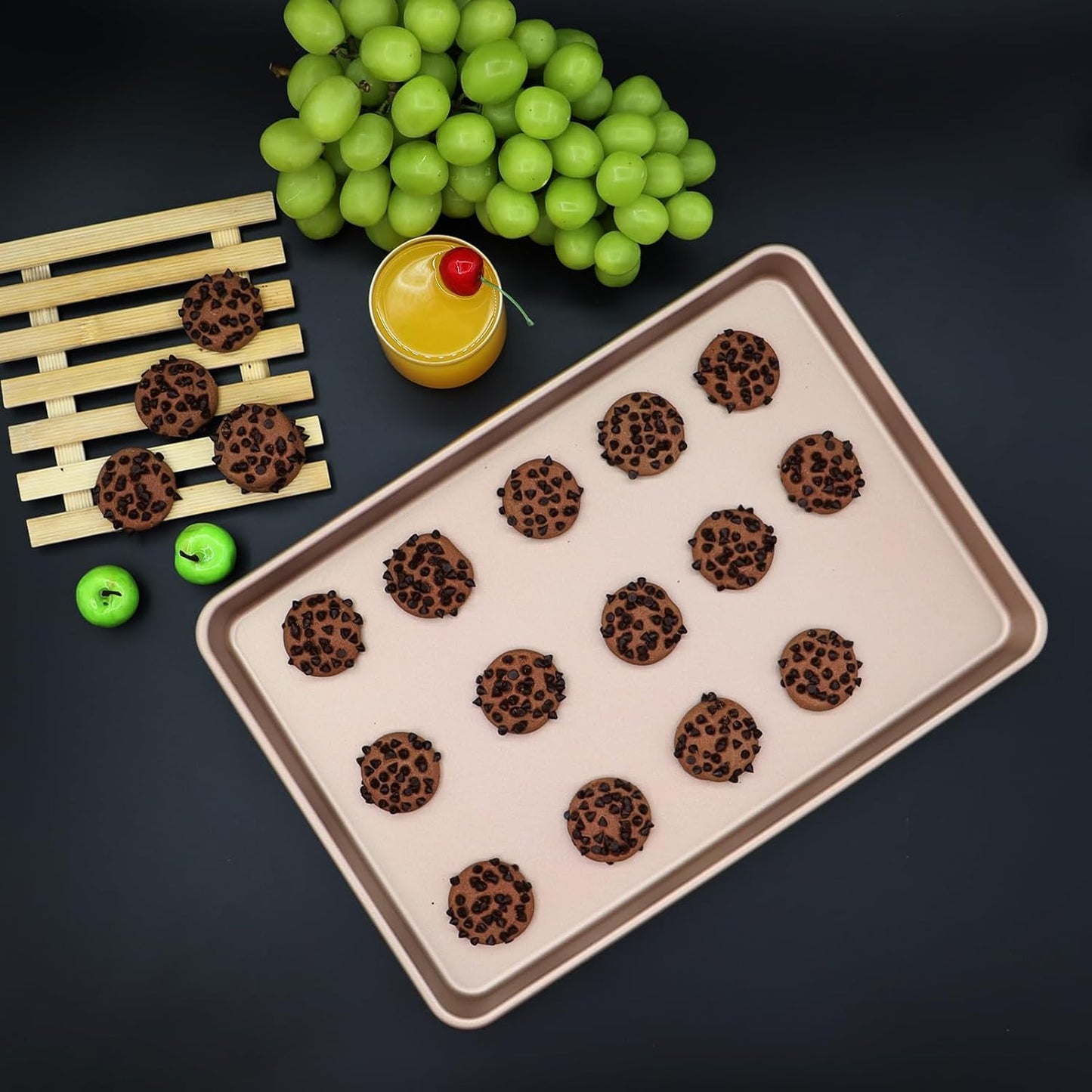 Nonstick Carbon Steel Baking Sheet Set by [Brand Name] - Heavy Duty 3-Pack | Large & Medium Sizes for Oven & Roasting