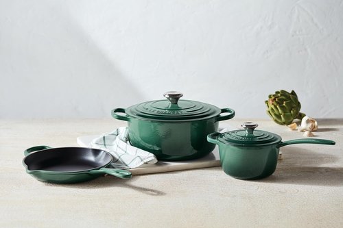 Le Creuset Enameled Cast Iron Cookware Set - 5 Piece Set in Artichaut Color