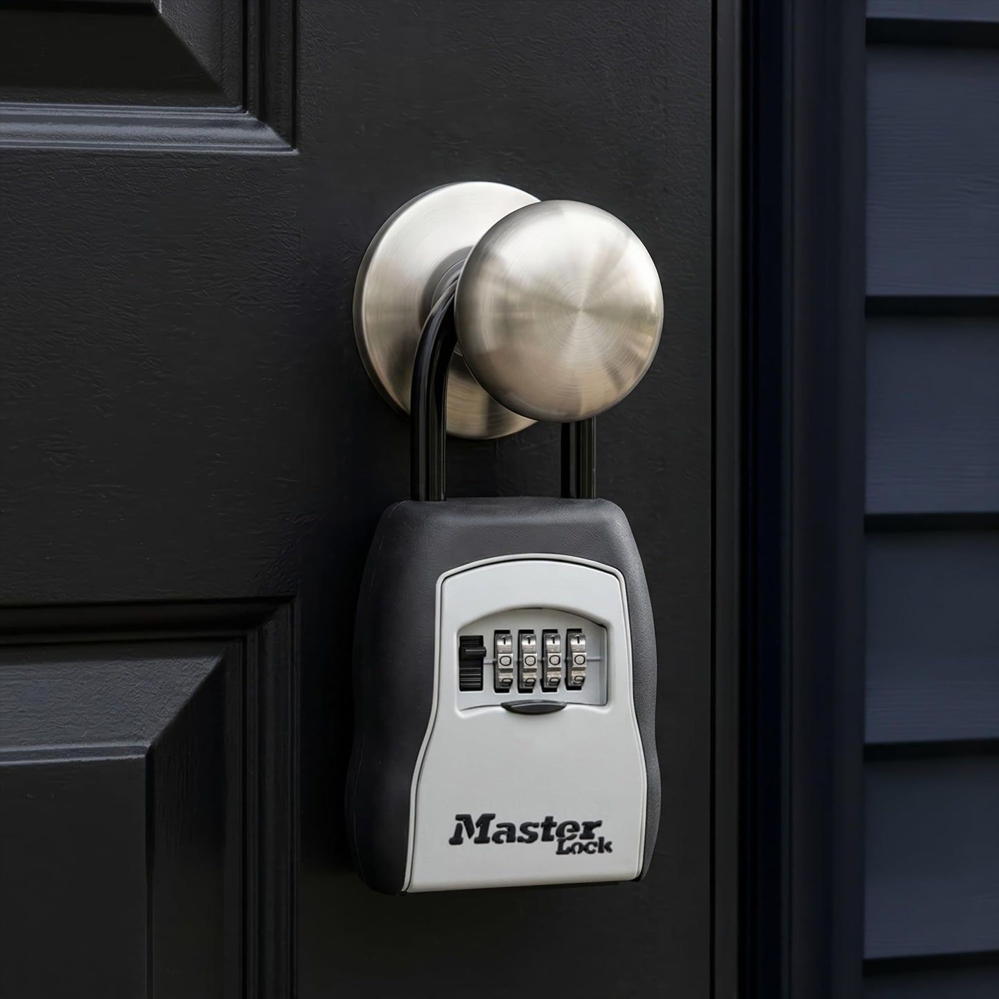 Master Lock Key Lock Box for House Keys – Outdoor Portable Combination Lockbox with Resettable 4 Digit Code, Weather Resistant Durable Metal Body, Holds 5 Keys, 5400D Black