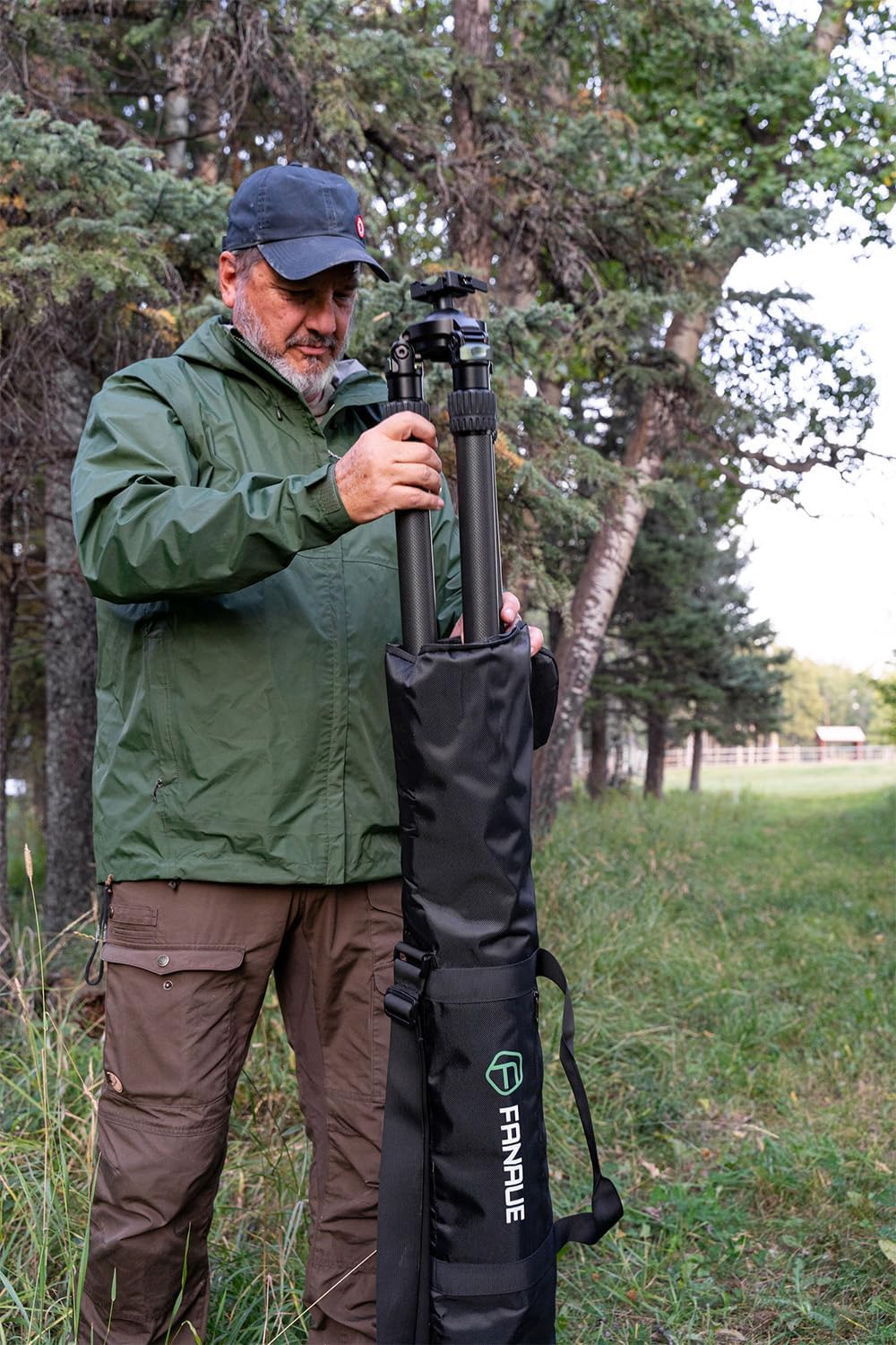 Compartments,39.4x9.8x9.8in Fanaue Tripod Case with Heavy Duty Tripod Bag with Shoulder Straps,All Padded Carrying Case