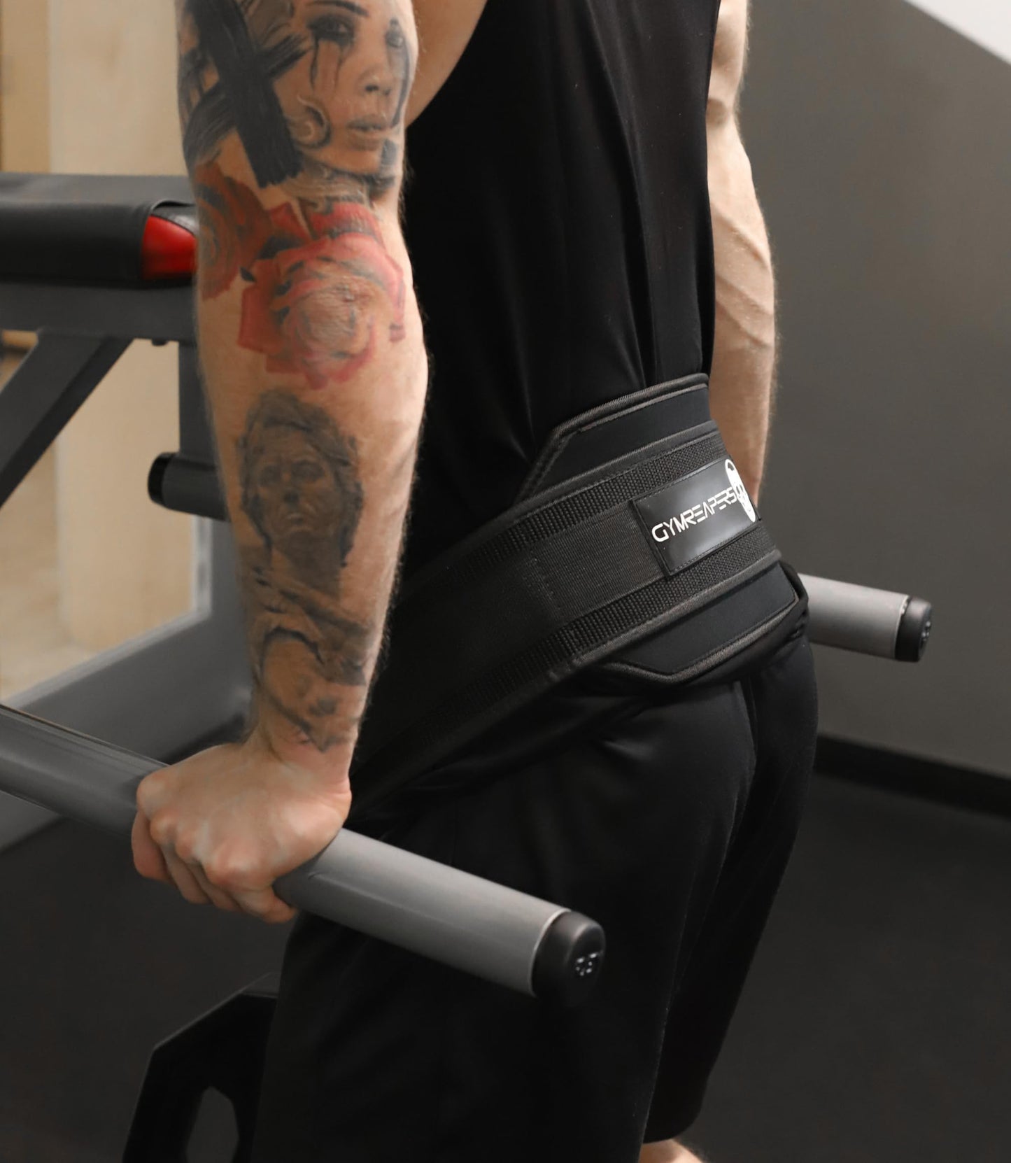 Gymreapers Dip Belt With Chain For Weightlifting, Pull Ups, Dips - Heavy Duty Steel Chain For Added Weight Training (Black)