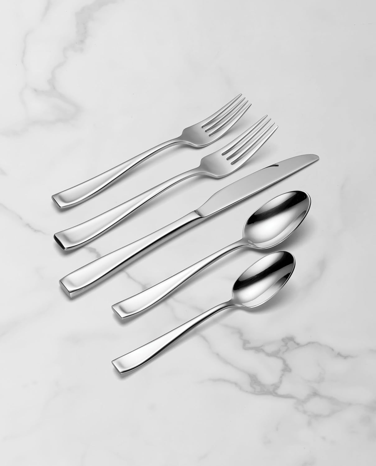 Oneida Moda Mirror 20-Piece Silverware Set - 18/10 Stainless Steel, Dishwasher Safe, Service for 4