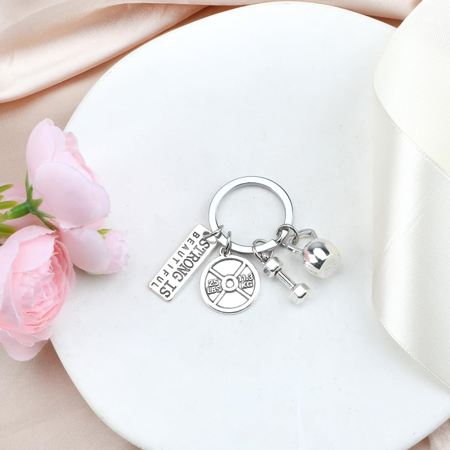 SHTALHST Gym Keychain,Fitness Keychain with Dumbbell Design,Car Key Chain Accessory,Motivational Gifts for Gym Lovers