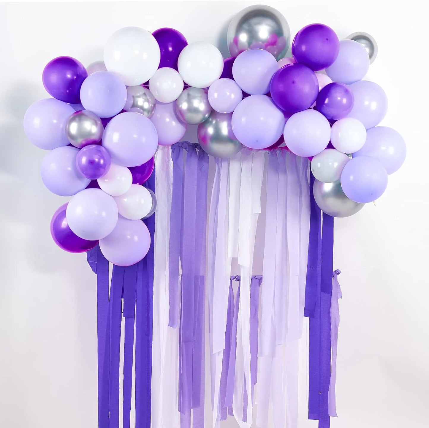 PartyWoo Crepe Paper Streamers - Pale Purple Party Decorations | 4 Rolls, 328ft Total Length (1.8 Inch x 82 Ft/Roll)