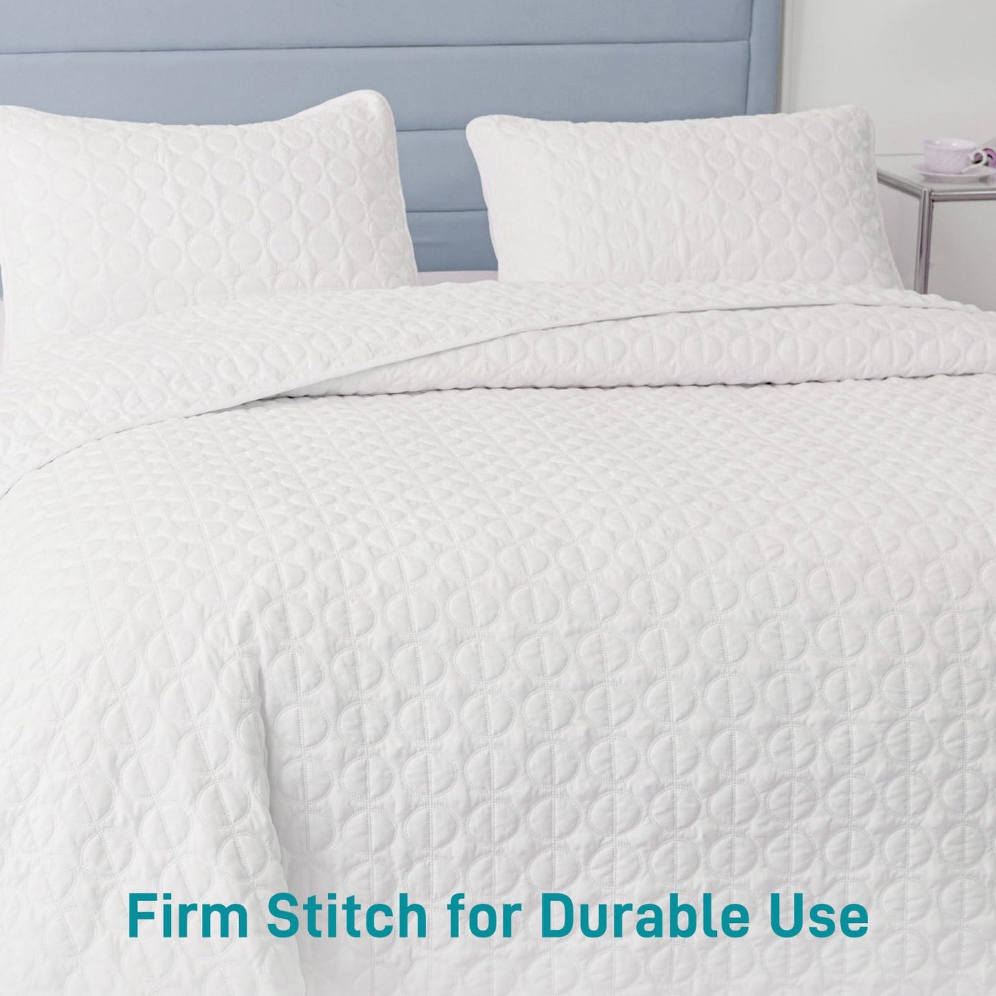 Caelorin White Quilt Set, King Size Lightweight Quilt for Summer, Soft Bedspreads with Reversible Design, 3 Piece(1 Quilted Bedspread & 2 Pillow Shams)