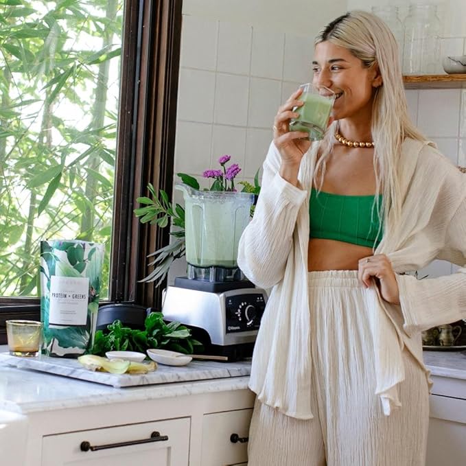 SAKARA Protein + Greens Super Powder ??30 Servings, Organic Plant-Based Blend with Hemp, Pumpkin, Pea Protein, Wheatgrass & Spirulina, Vegan Superfood Drink Mix