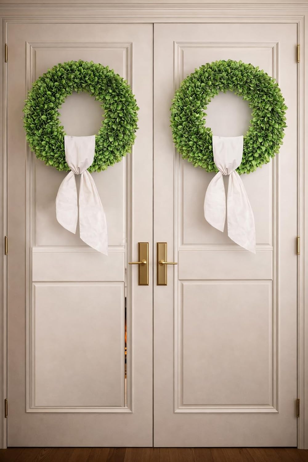 Regine Switzerland 20-Inch Artificial Boxwood Wreath - Versatile Greenery for All Seasons, Perfect for Home Decor & Weddings