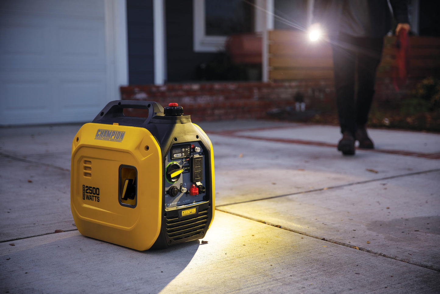 Champion Power Equipment 2500-Watt Ultralight Portable Inverter Generator with Quiet Technology and Free 3-Year Warranty