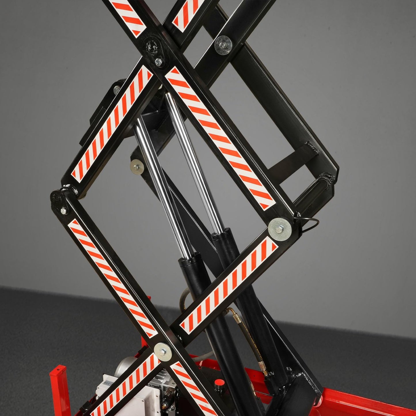 Mechmaxx 2200 lbs Capacity Stationary Electric Hydraulic Double Scissor Lift Table – 63" x 39.4" Platform, 70.1" Lift Height, UL Certified Motor, UL Certified Motor,Model ELTD22