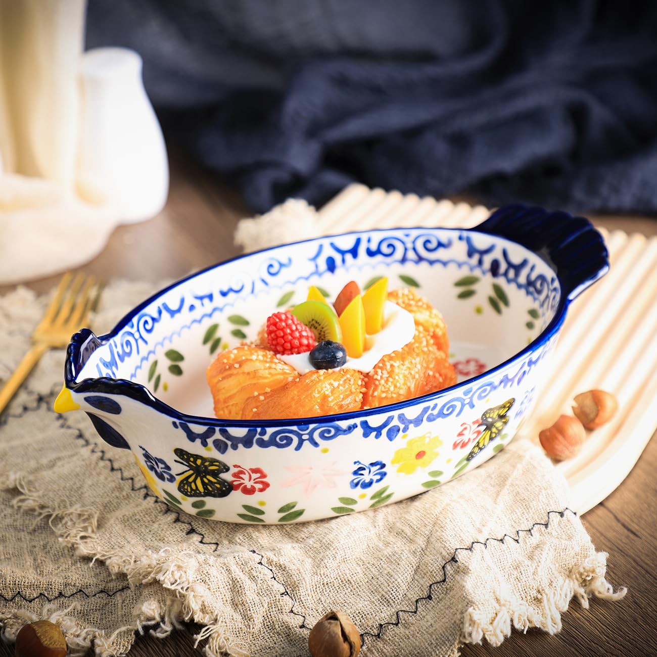 Bicuzat Vintage Butterfly and Flower Pattern Pie Pan, Chicken Shape Ceramic Bakeware Casserole Dish Baking Pan Bakers Lasagna Pans Soup Bowl Baking Dish for Oven to Table-Blue-25 OZ