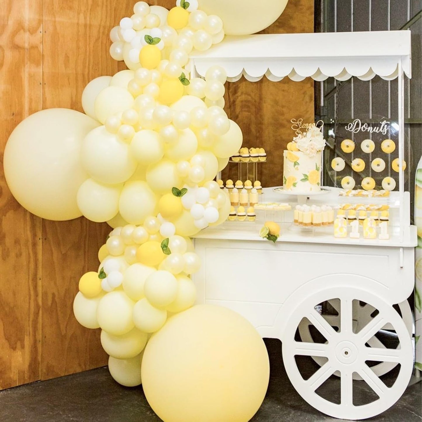 PartyWoo Pastel Yellow Balloons - 100 Pcs in Various Sizes for Baby Showers & Birthday Parties | Light Yellow Decor