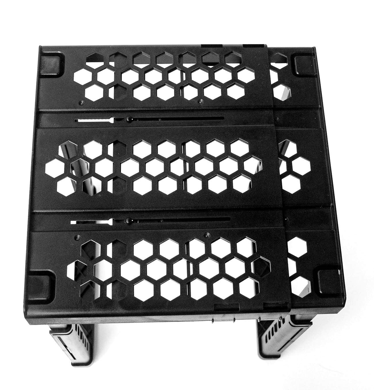 Locker Organizer Shelf， Adjustable Width and Height, Ideal Locker for School, Office, and Gym Lockers (Black)