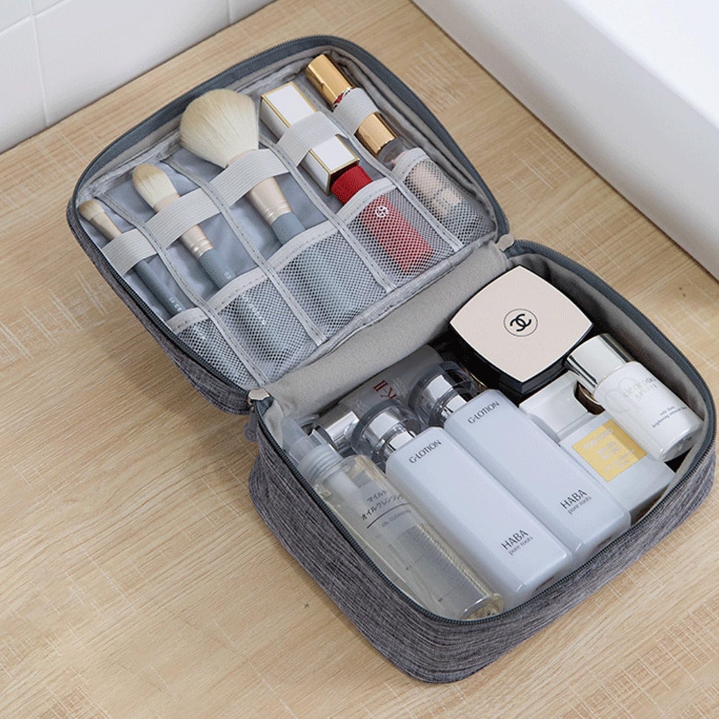 Versatile Organizer Case for Small Electronics and Cables