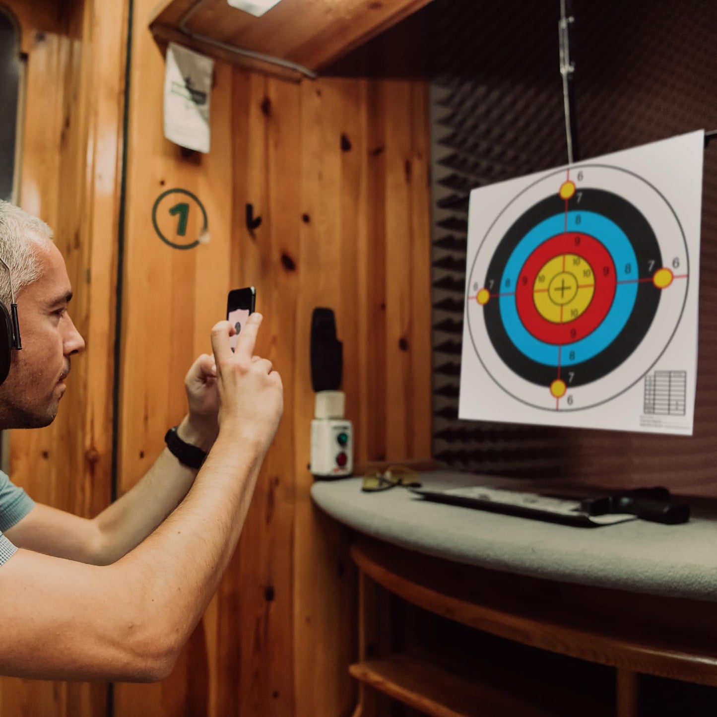 Fainne 200 Sheets Paper Targets for Shooting 12 x 12 Inch High Visibility Shooting Range Targets Bulk for Indoor Outdoor Pistol Practice Archery Airsoft Hunting Accessories(5 Ring Circular)