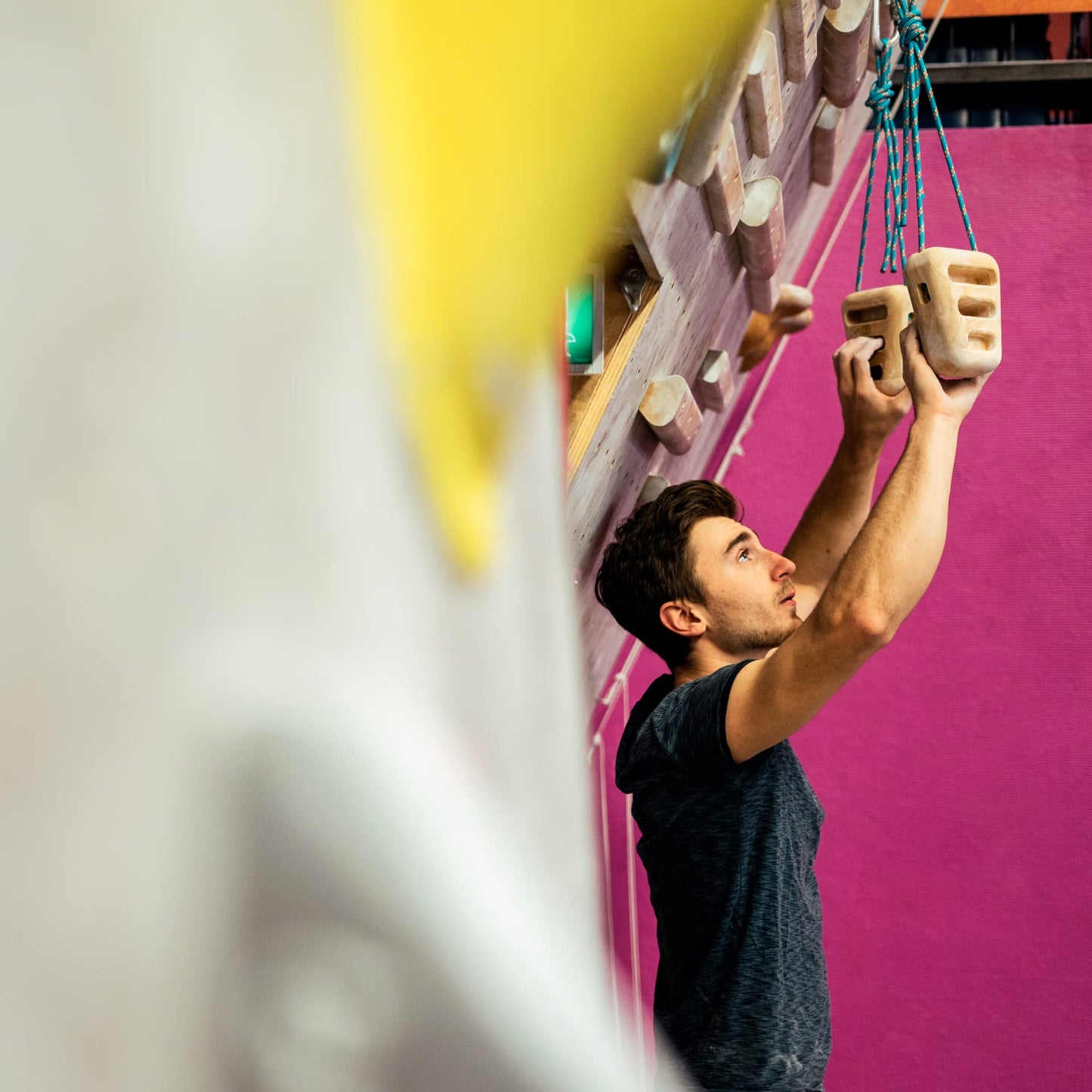 BG Climbing Wood Hangboard Rock Climbing Holds - Sturdy Hang Board for Climbers