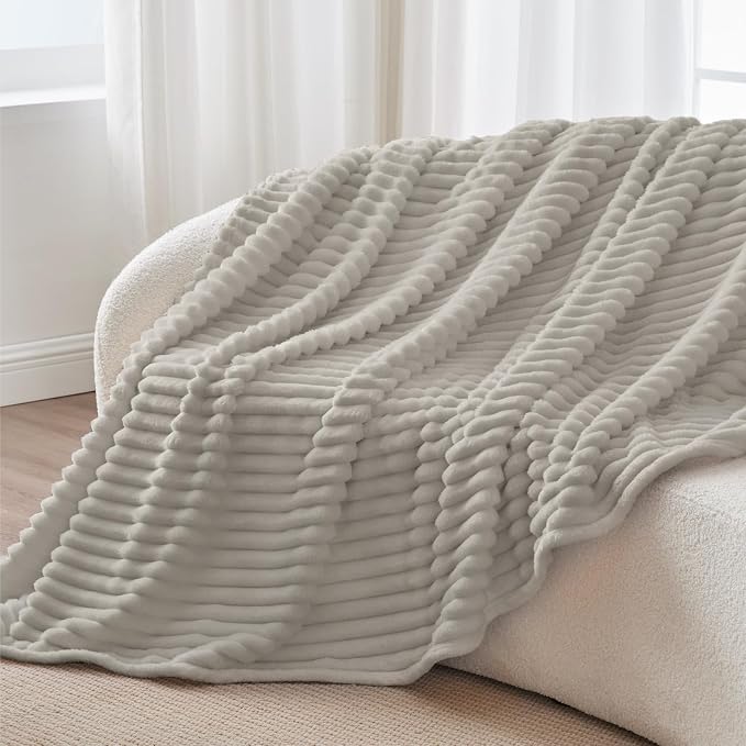 BEDELITE Fleece Throw Blanket for Couch - 300GSM Soft & Warm Fluffy Light Grey Blanket, Decorative and Giftable Striped Blankets for Women, Men, 50"x70"