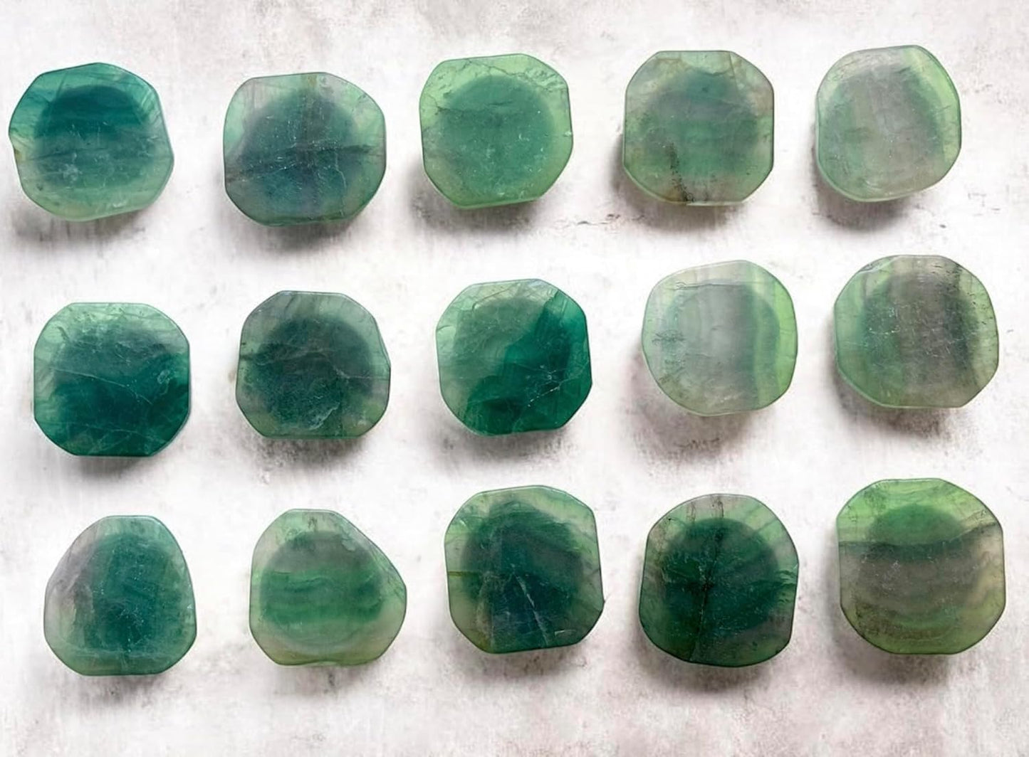 CRYSTALFY Grips by Perfectly Imperfect Green Fluorite Crystal Phone Grip Holder & Expanding KickstandNatural Gemstone