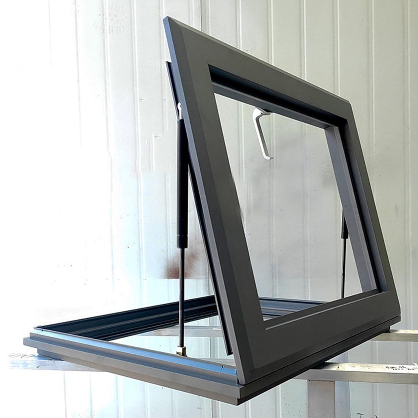 AMDHZ Skylights for Roofs Roof Hatch Door Aluminum Alloy Skylight Hydraulic Support Rod for Attics, Sunrooms, Greenhouses, and Commercial Ventilation Openings(70x70-81x81 cm)