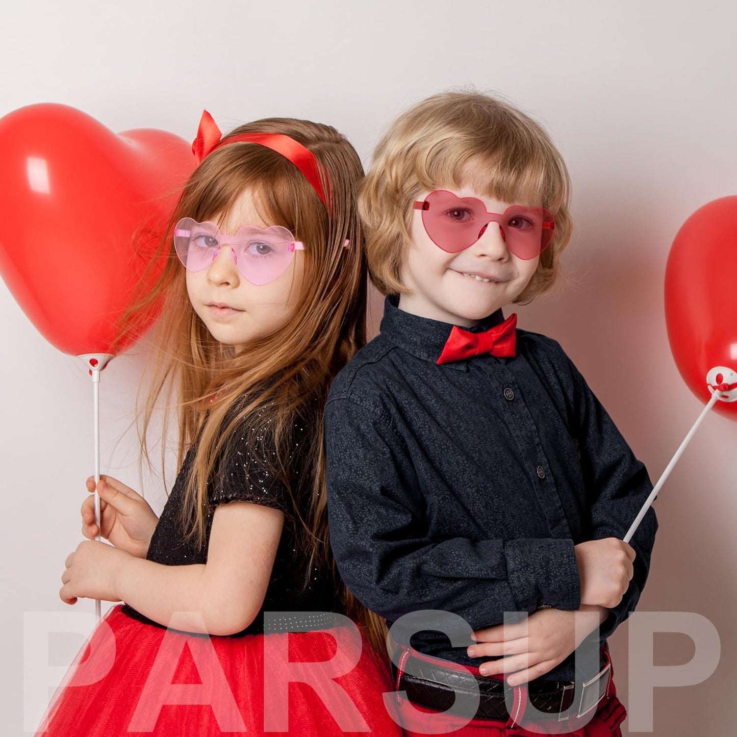PARSUP 28 Pcs Valentine's Day Greeting Cards with Heart Shape Glasses - Plastic Eyeglass Case Filler Toys Party Favor Supplies Gfit Bag Stuffer for Valentines Day Classroom Exchange Gifts