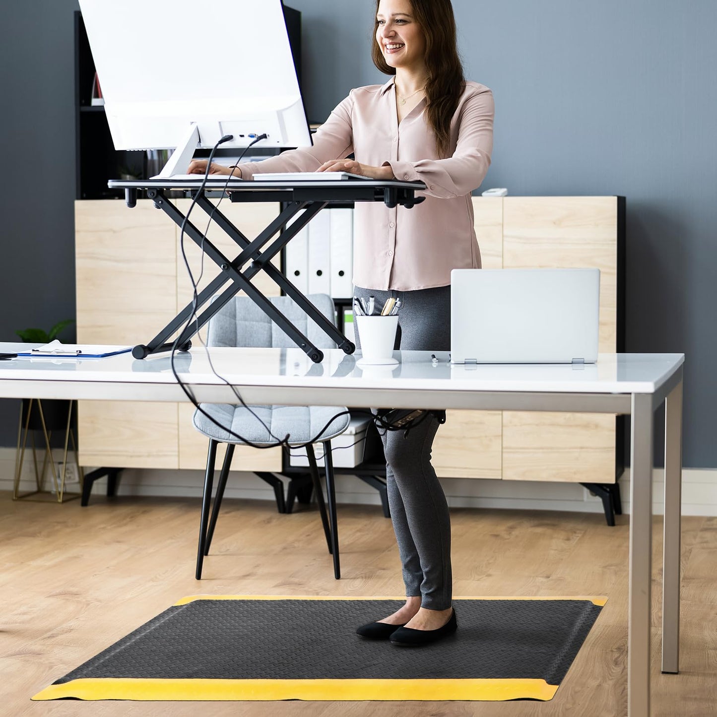 GOOFCXO 3 x 5 FT Anti Fatigue Mats Industrial 15/16 Inch Thick Soft Sponge Ergonomic Mat Durable Heavy Duty Diamond Plate Work Mat for Standing Non Slip Industrial Grade Floor Mat for Leg & Back Pain
