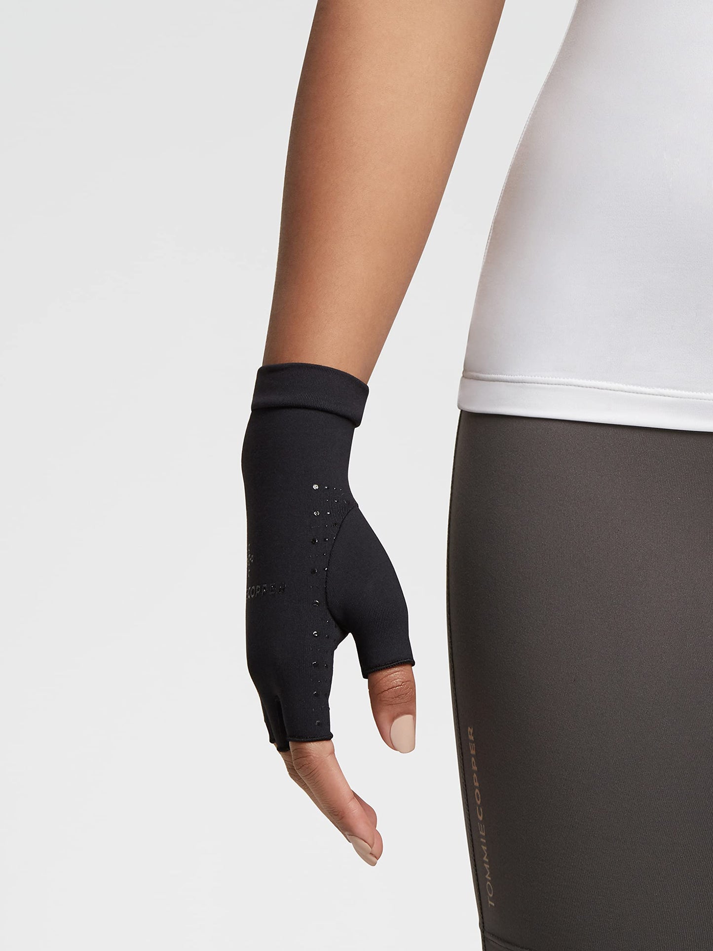 Tommie Copper Core Compression Half Finger Gloves, Unisex, Men & Women, 4D Stretch, Sweat Wicking Breathable Gloves for Hand Stiffness, Swelling & Joint Support - Black - Medium