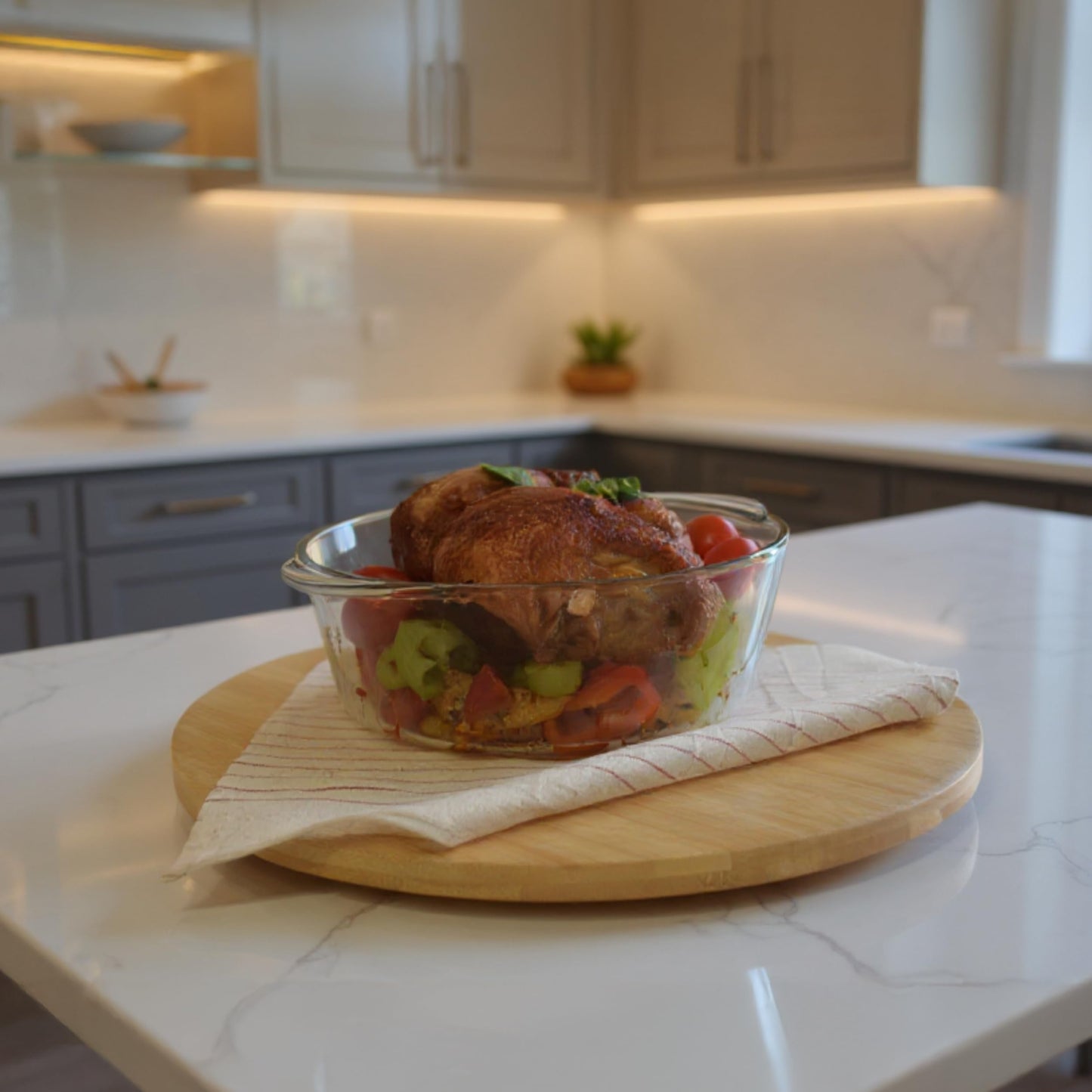 Ums 2.2 Quart Round Glass Baking Dish with Lid, Round Casserole Dishes for Oven with Lids, Borosilicate Glass Casserole Dish, Covered Casserole Dish with Lid, Food Storage Containers with Lids, Glass Storage Containers with Lids