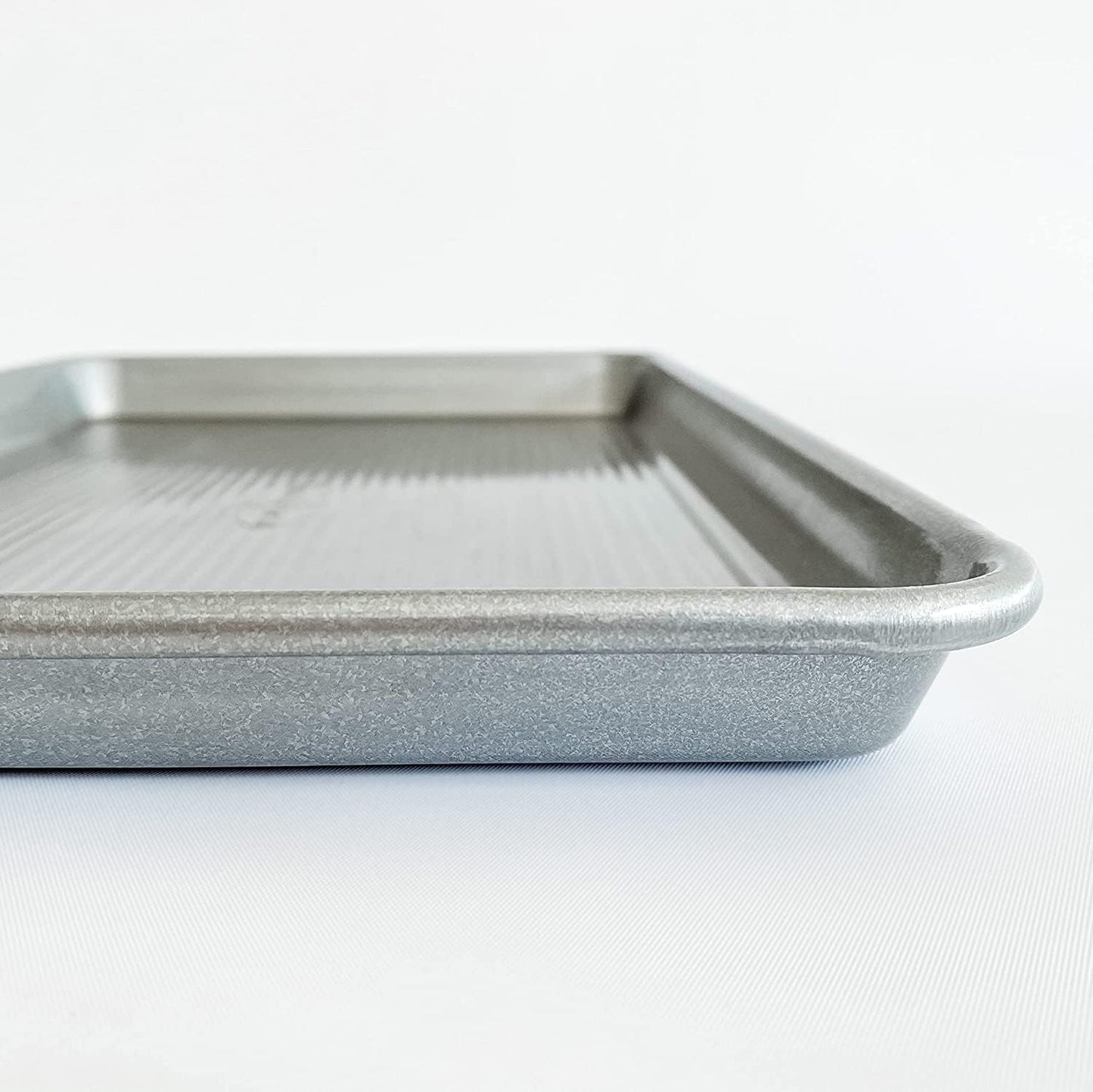 USA Pan | Global Nonstick Aluminum Half Sheet Pan - Durable & Versatile Baking Essential