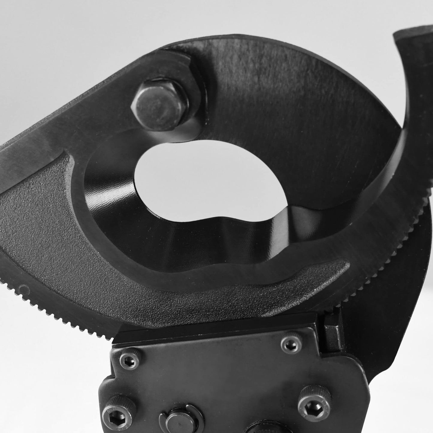 Jameson Ratcheting Cable Cutter | Heavy Duty Industrial Strength | Rated for 750MCM Copper and Aluminum Cables