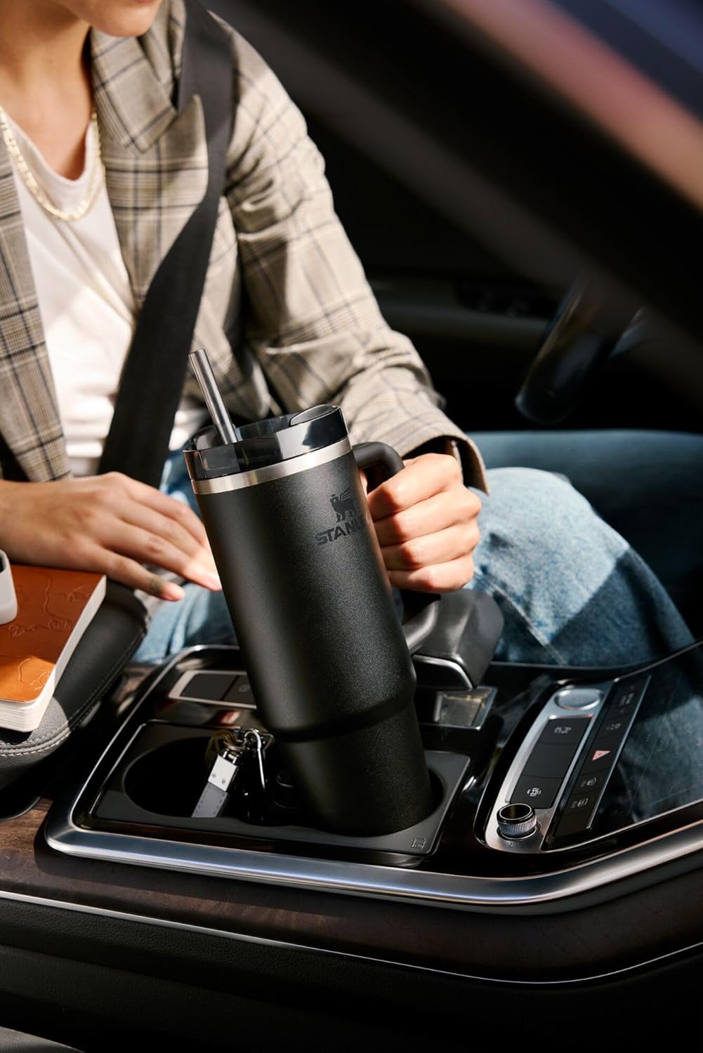 STANLEY Quencher H2.0 FlowState™ Tumbler - 40 oz Dawn Spiral Design for Hydration On-the-Go