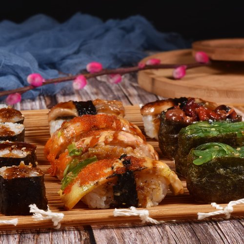 MIUQILAIY 9.5"x9.5"Bamboo Sushi Rolling Mat,kimbap roller(4 PCS)