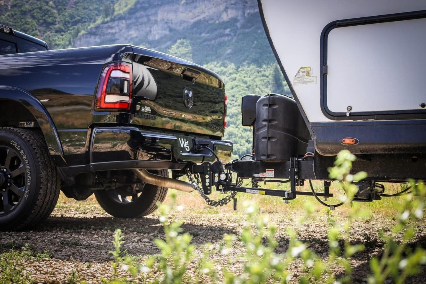 Weigh Safe TrueTow Heavyweight Distribution Hitch - Adjustable 6" Drop with 2" Shank - Built-in Scale to Measure Tongue Weight & Distributed Tongue Weight with 4-Area sway Control - 18,500 lbs GTW