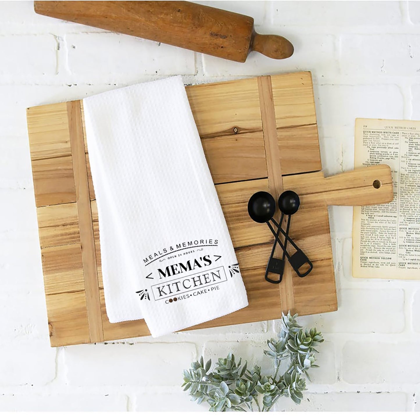 WCGXKO Mema Kitchen Towel - Dish Towel for Mema Birthday Gift (24 Hours)