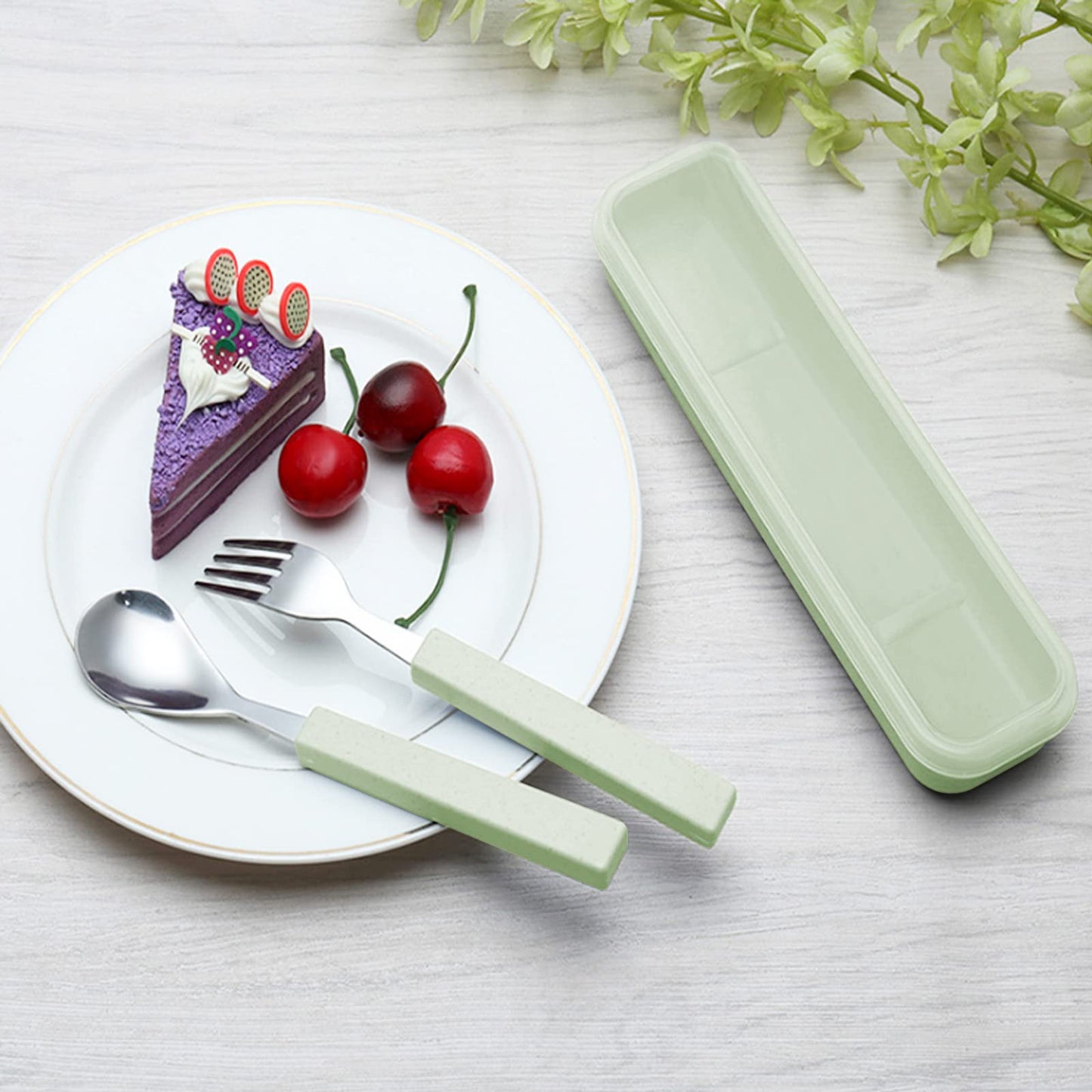 VANRA 3-Piece Children Utensils Set 18/10 Stainless Steel Child Flatware Set Silverware Knife Spoon Fork Set with Travel Case for Kids Lunch Box