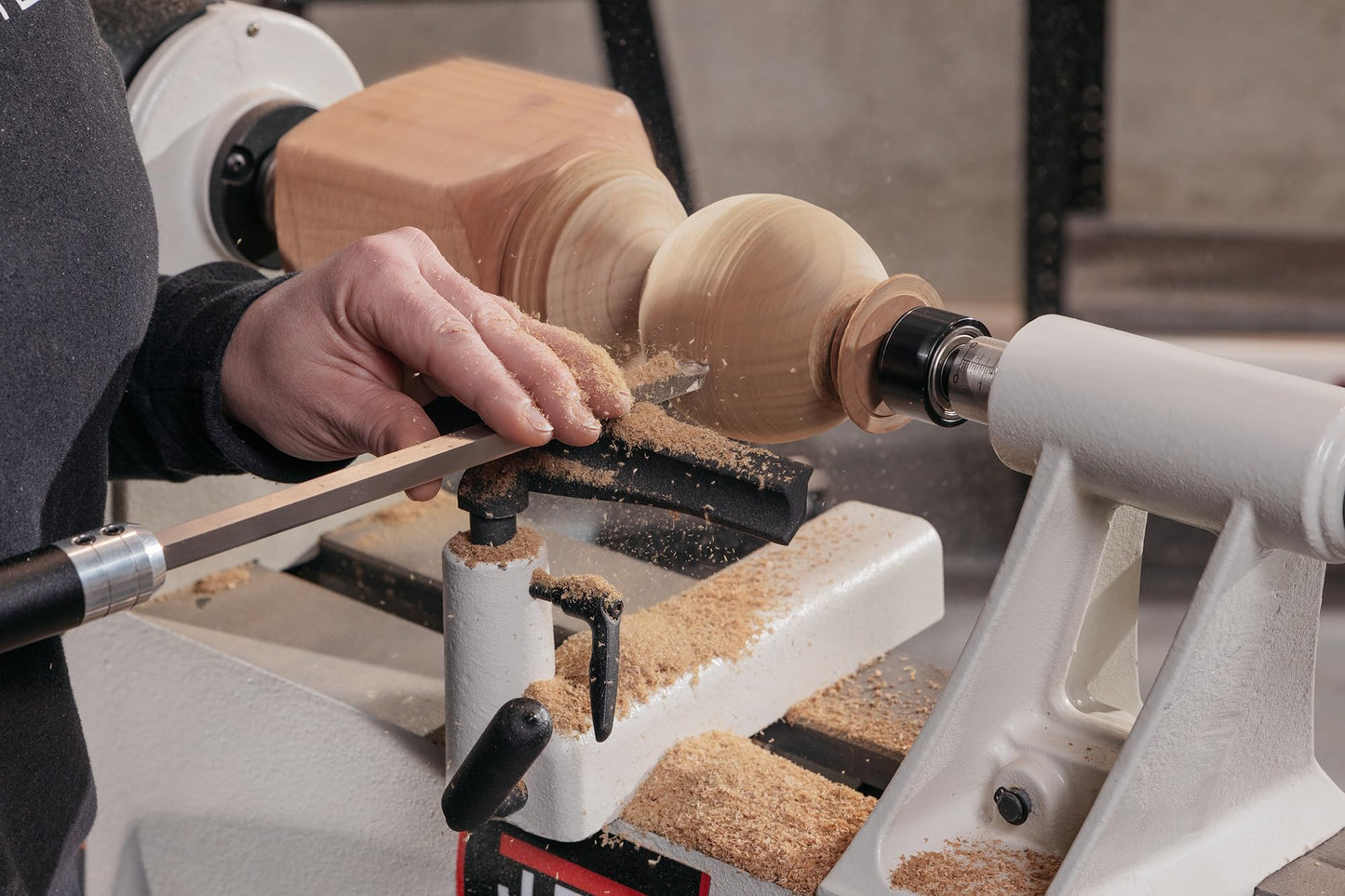 JET 16" x 40" EVS Variable Speed Woodworking Lathe, Reversible Wood Turning Machine, 1-1/2 HP, 115V 1Ph (JWL-1640EVS)
