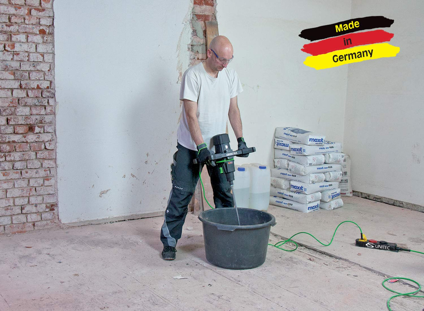 CS Unitec EHR 23/2.4 S Portable Hand-Held Electric Concrete Mixer Including MG 160 Paddle, 14.5 Amp, 110 VAC, 1,800 lb. per Hour