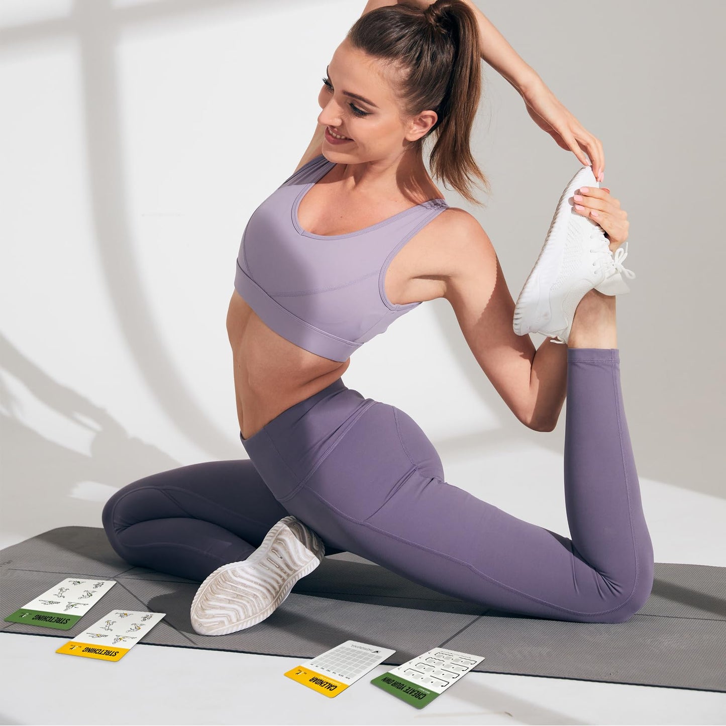 ELAORY Bodyweight & Resistance Belt Workout Cards, 100 Different Exercise Cards with Detailed Illustrations, Large Size 5" x 3.5" Fitness Cards for Women & Men
