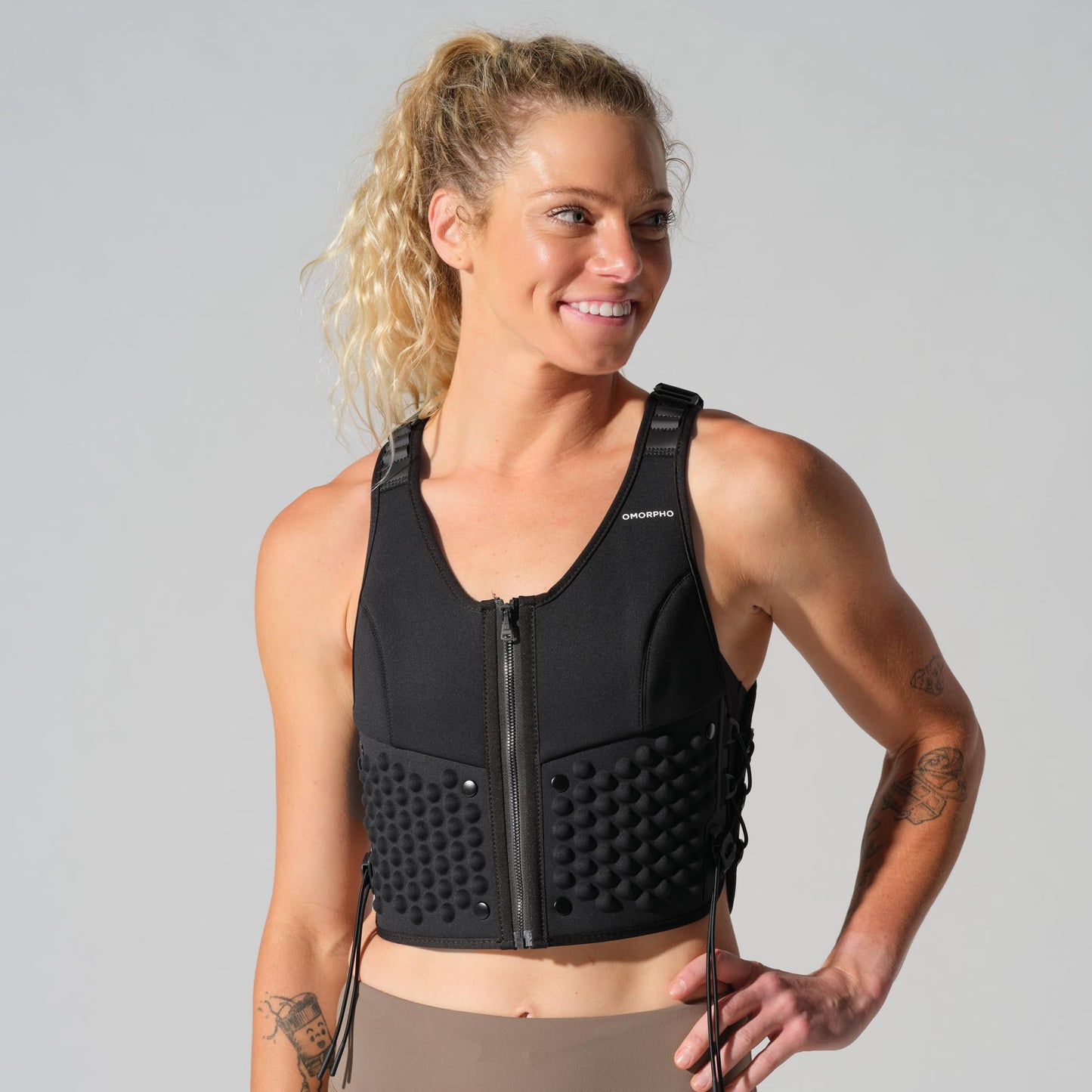 OMORPHO Women's G-Vest, 6 lb (up to 12 lb with addition of G-Pack), weighted vest for women, low-profile, fully adjustable, comfort fit. Great for walking, hiking, running and training. (Black, S-M)